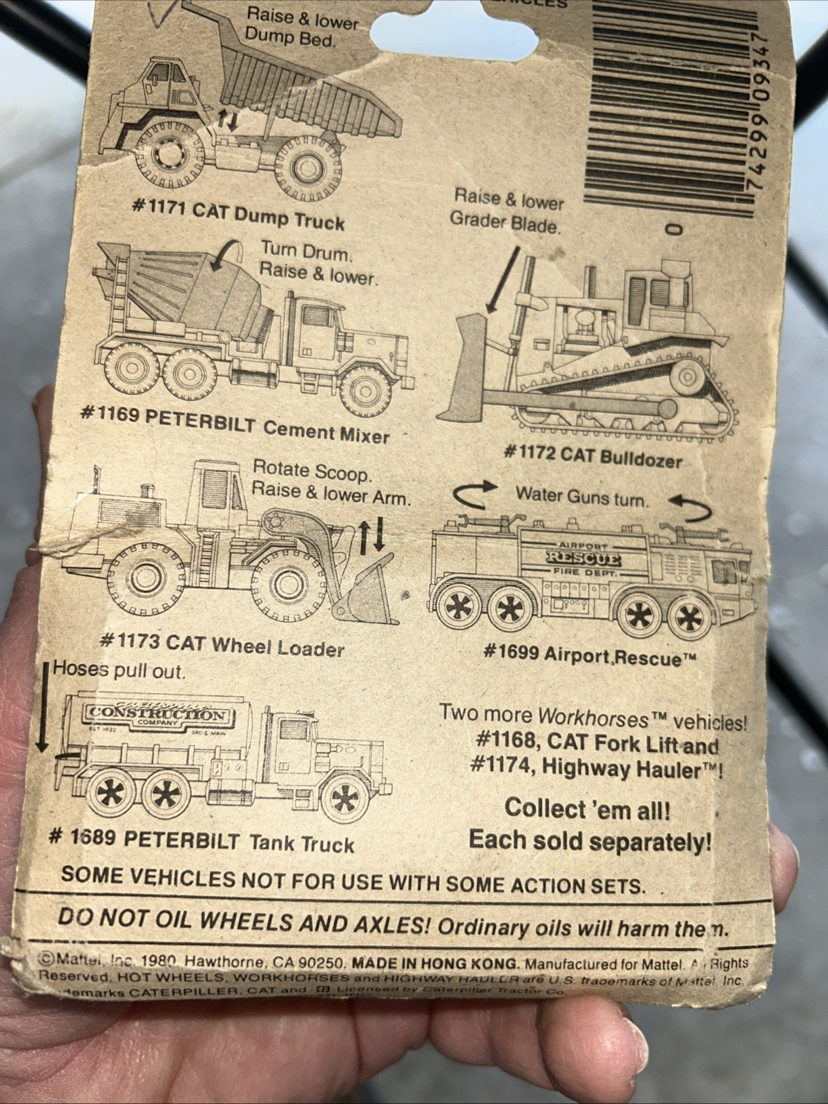 Hot Wheels Workhorses CAT Bulldozer Diecast Yellow 1979 1172 Case Is Not Perfect
