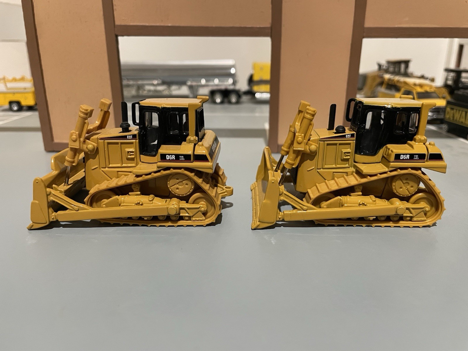 1/64 Norscot Caterpillar D6R. DCP/Firstgear/ERTL/Norscot