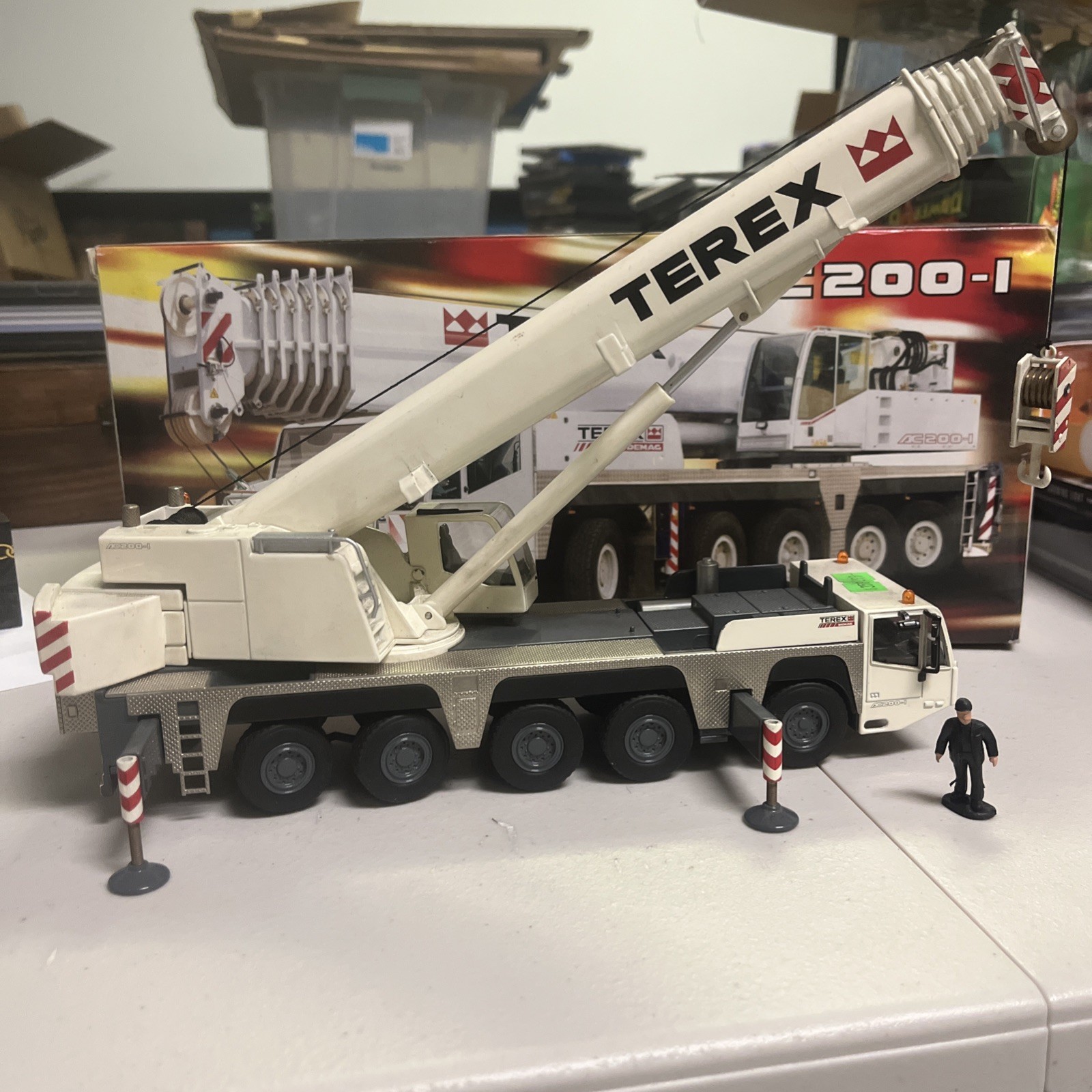 Terex Demag AC200-1 Mobile Crane – NZG 1:50 Scale Diecast Model #514 See Descrip
