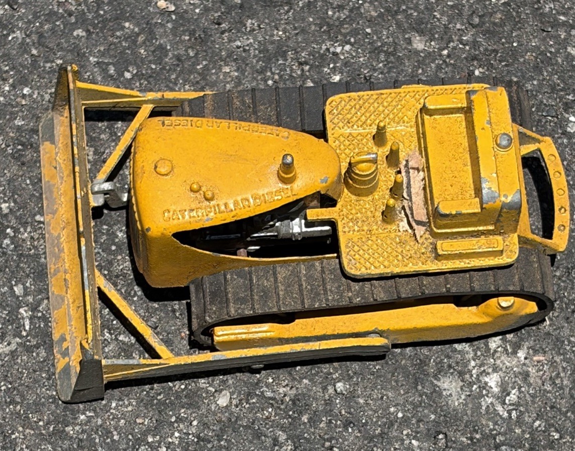 Vintage Tootsie Toy Yellow Caterpillar Diesel Dozer 1910 Bulldozer Tractor USA