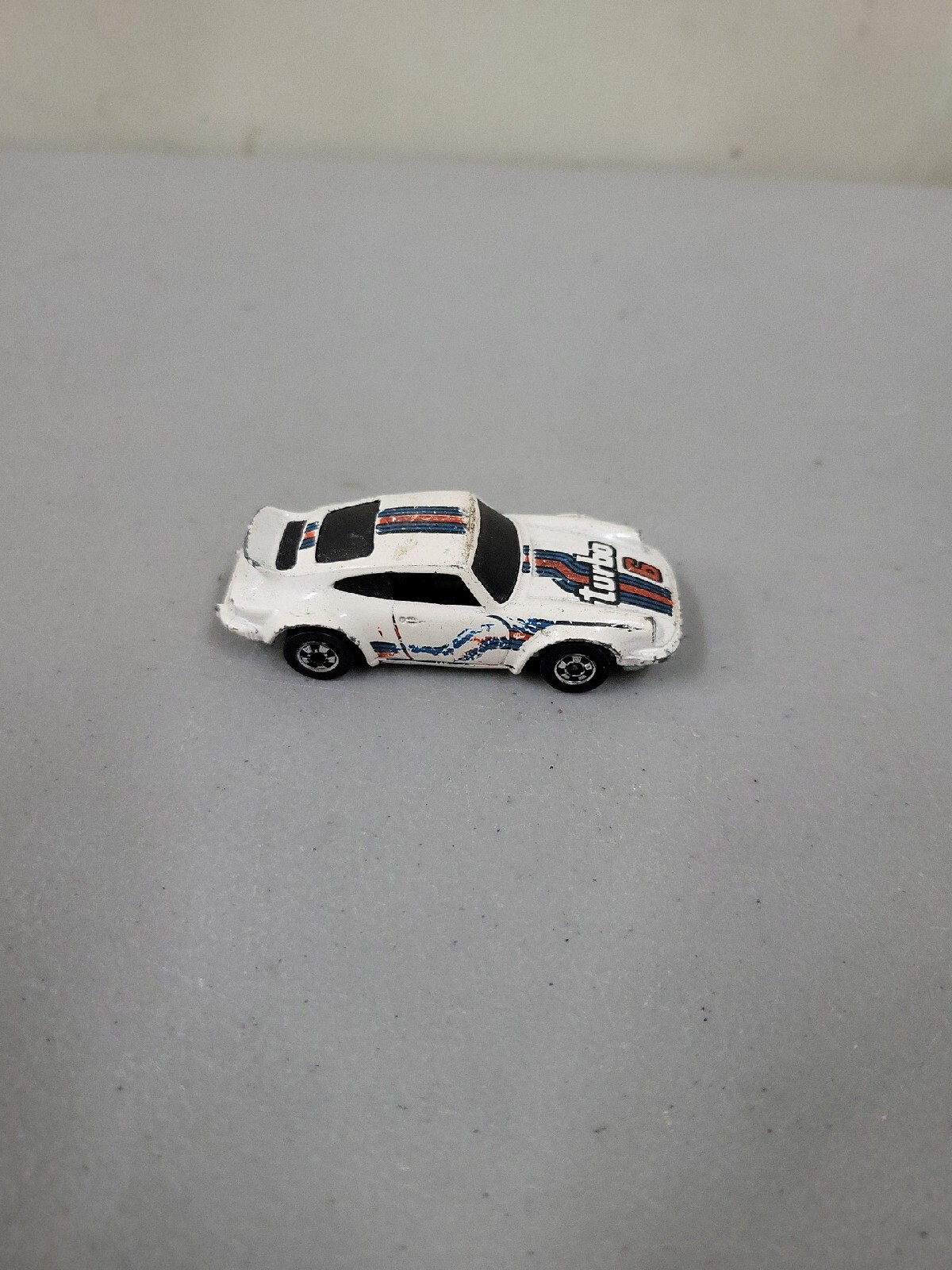 Vintage Hot Wheels Toy Car 1974 Porsche White Turbo #6 Sports Coupe Race Racer