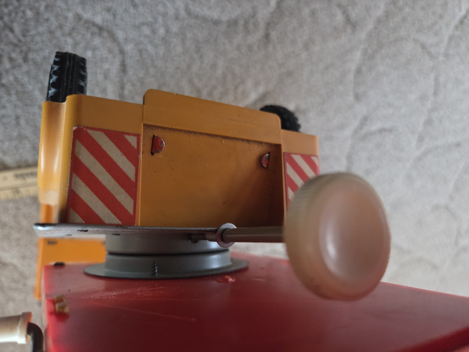 GAMA Faun 1960’s – 1970’s Crane truck – Plastic Fragile and Rare Mechanik Patent