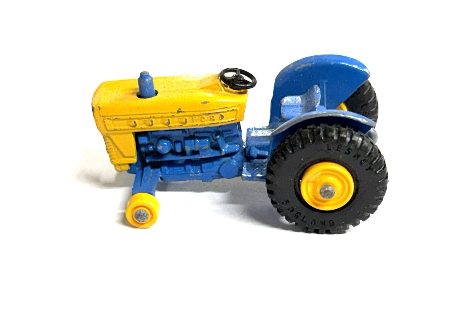 Vintage 1960s Matchbox Ford Tractor No. 39 Lesney England Missing Black Wheels