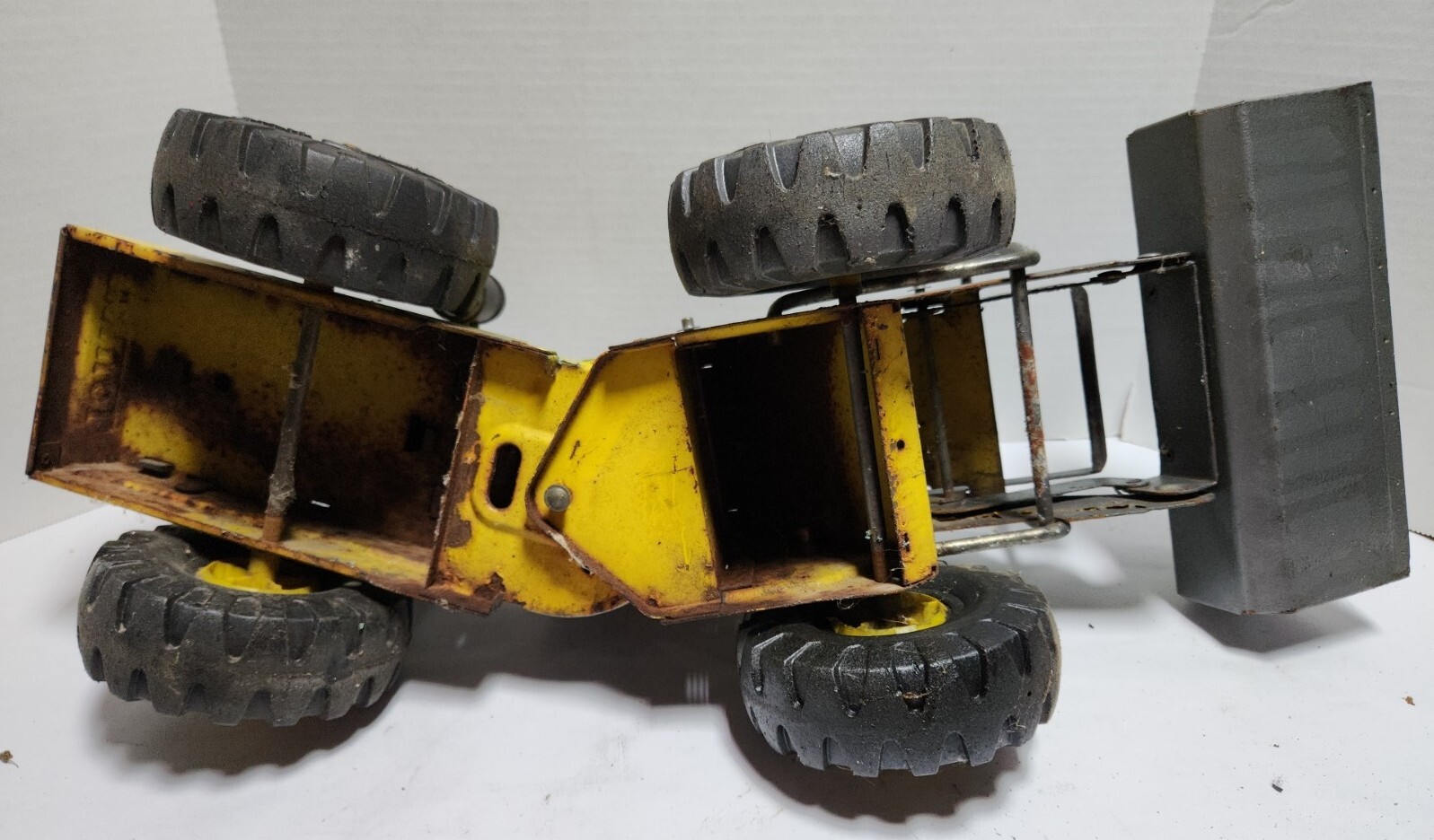 Mighty Tonka Front End Loader: Vintage 1960’s: Good Condition