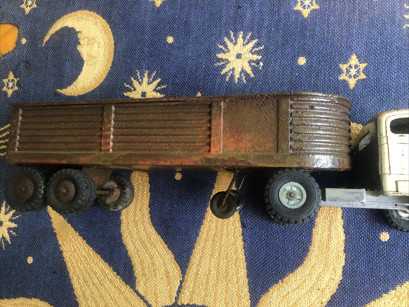 Vintage 1950’s Structo Steel Cargo Company Pressed Steel Semi Truck & Trail (16C