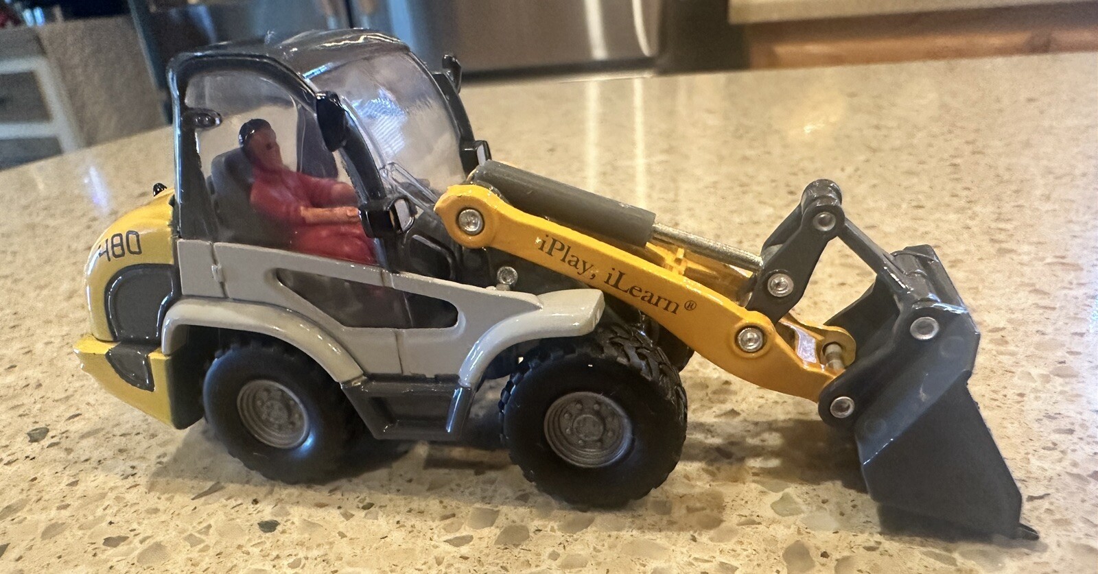 KDW~Four wheel loader Model Alloy Shovel Forklift Truck Diecast Engineering 1:50