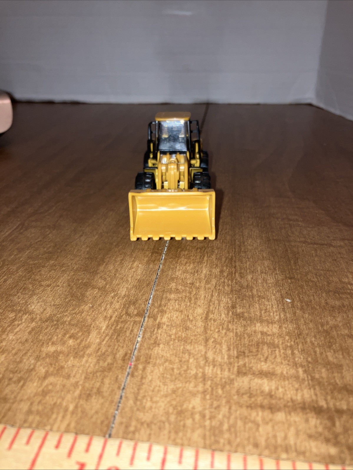 Norscot Cat Caterpillar Wheel Loader 950G Collectible Measurements For Scale