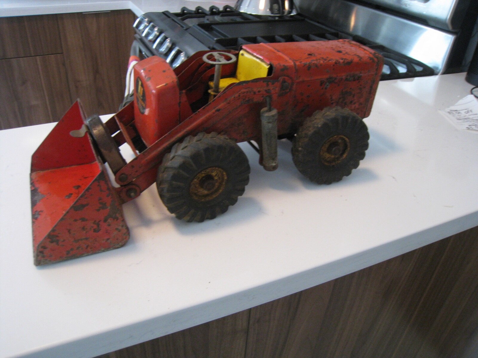 Vintage NYLINT Red Pressed Steel HOUGH Payloader Front End Loader Tractor Toy