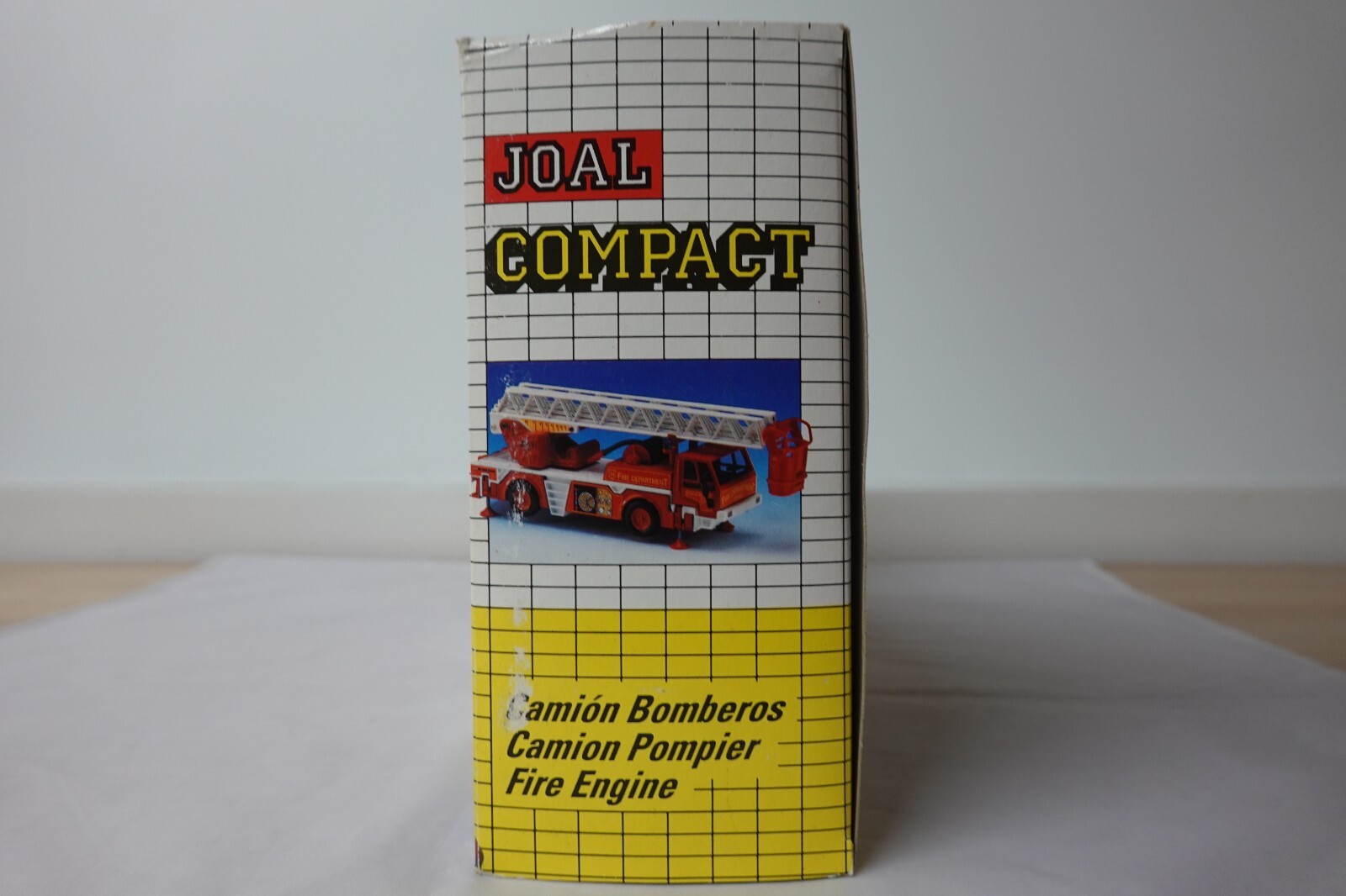 JOAL 173 FIRE ENGINE 1:50 SCALE N.I.B.