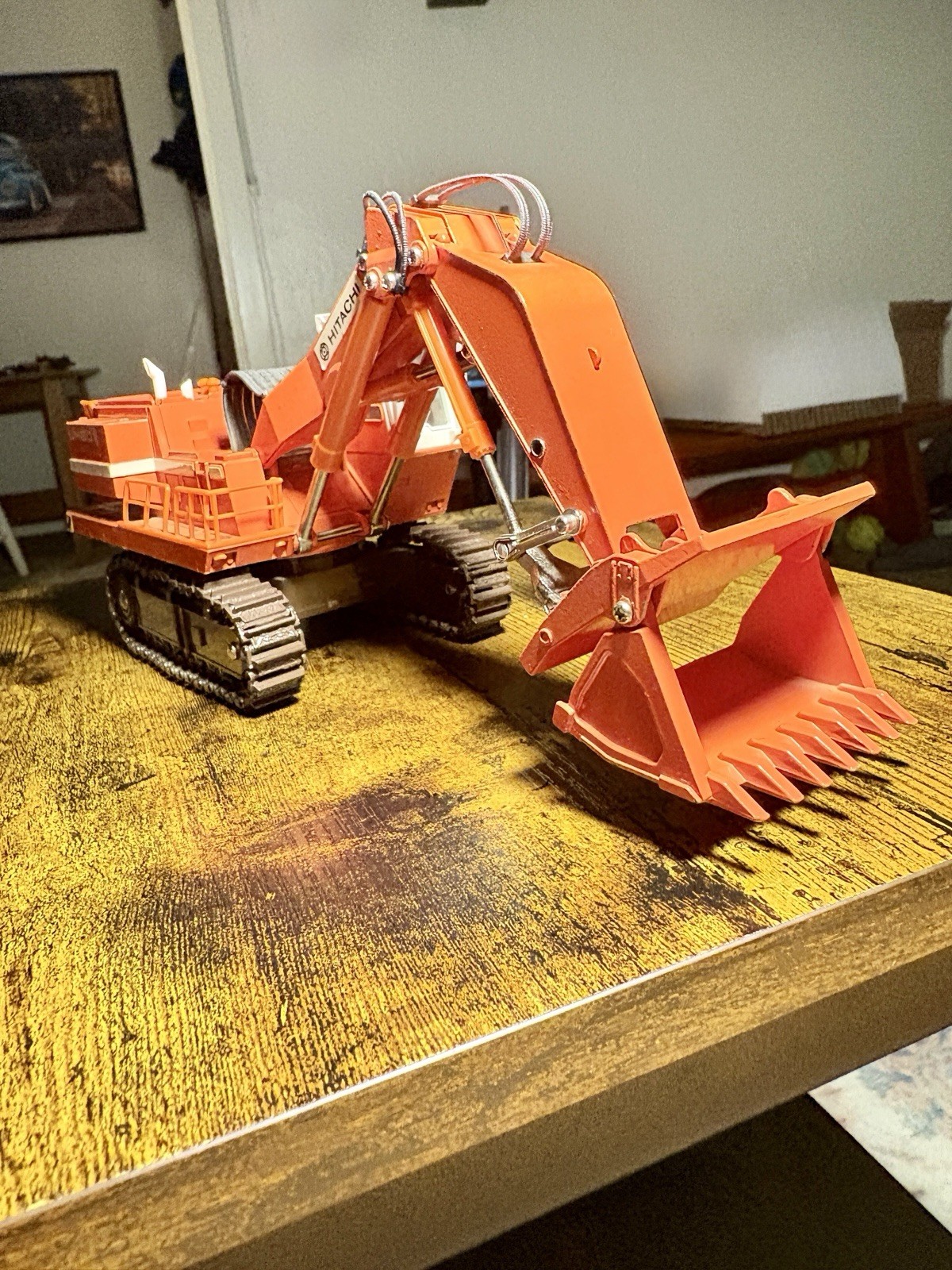 Diapet K-56 Hitachi UH801 Hydraulic Excavator No. 014-01598 w/org. box cover