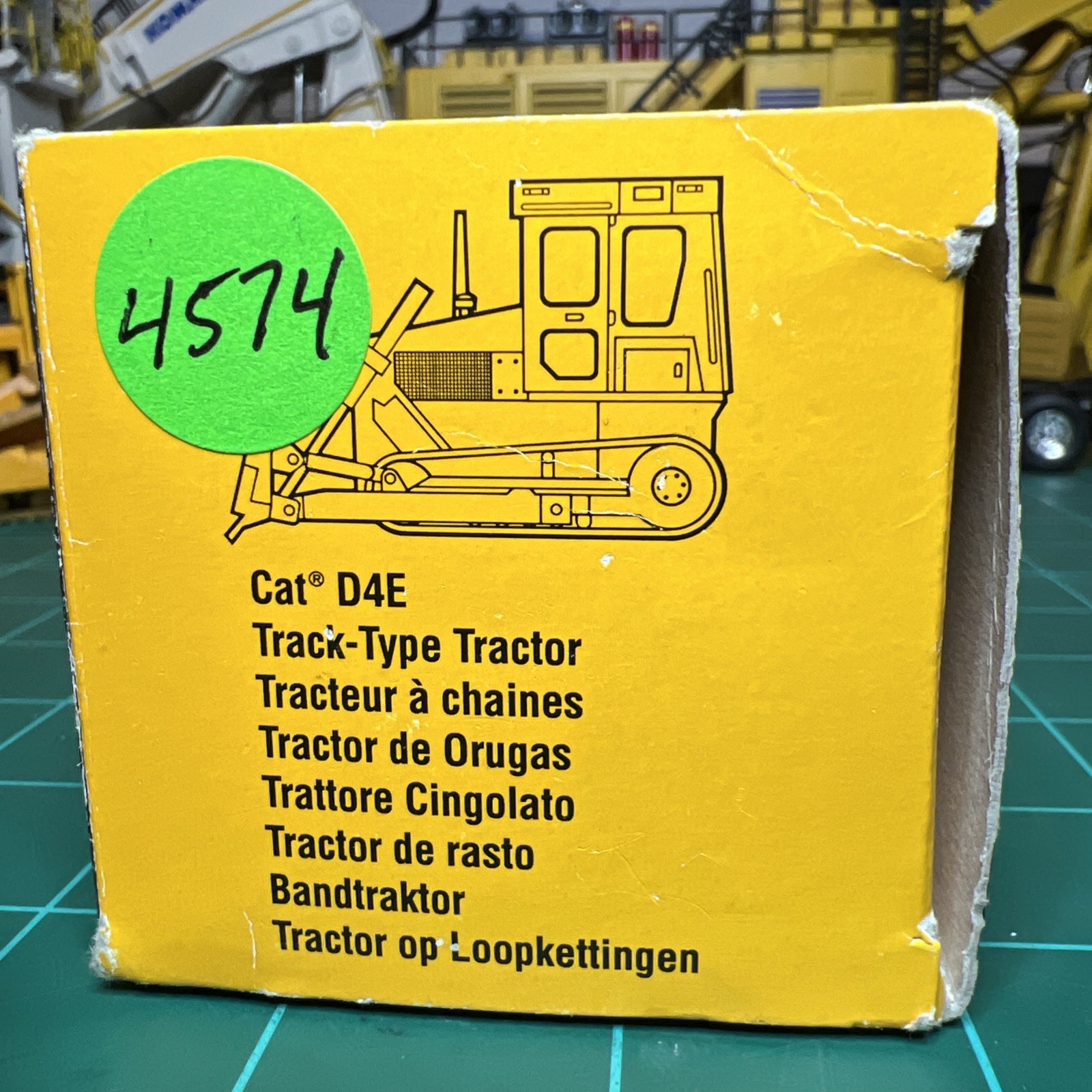 Caterpillar Cat D4E Dozer – NZG 1:50 Scale Quakernack Diecast Model #205