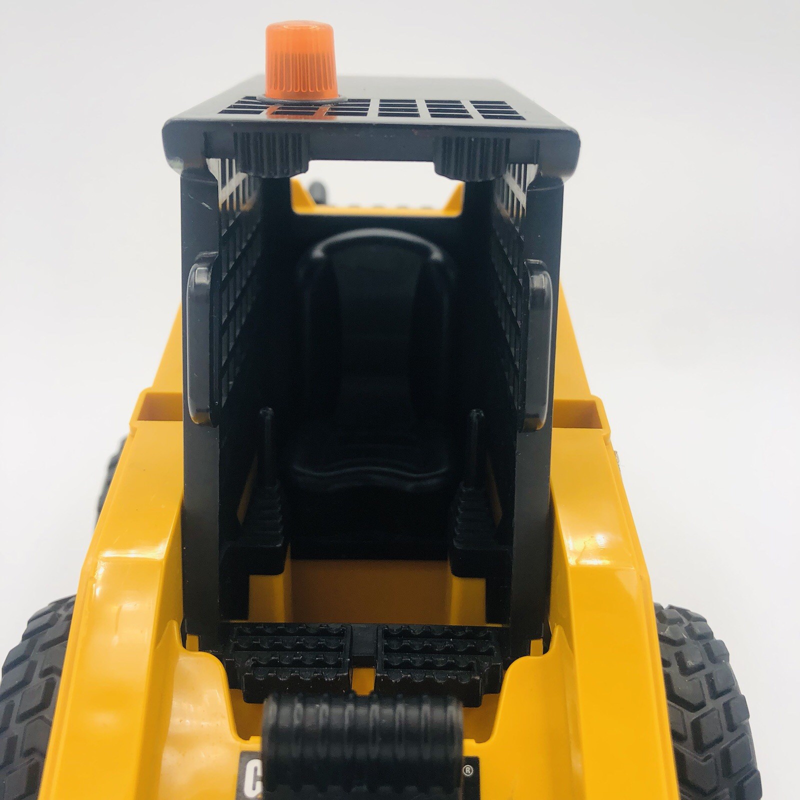Bruder 2018 Cat Front End Loader 2589/02 – Caterpillar, Made in Germany