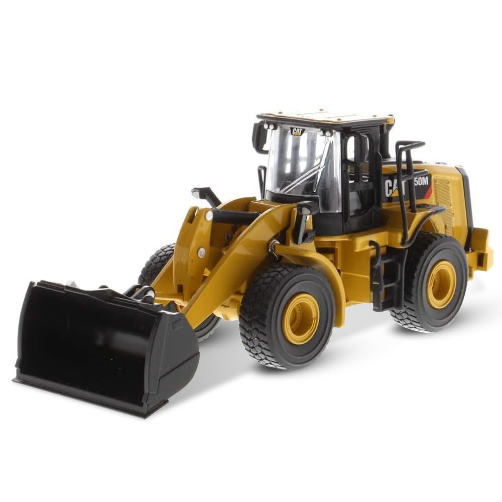 1:64 Cat 950M Wheel Loader with Log Fork + Bucket Attachment (Comes with 2 Log