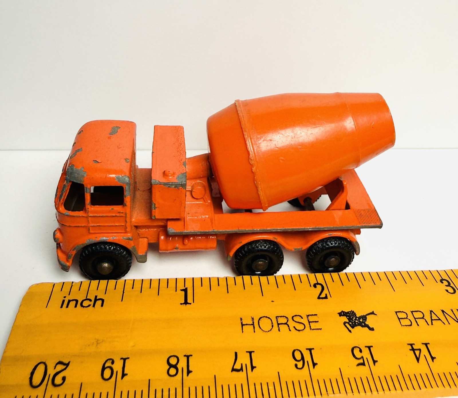 Vintage 1960s Lesney Matchbox No.26 Foden Cement Mixer Black Wheels Concrete Toy