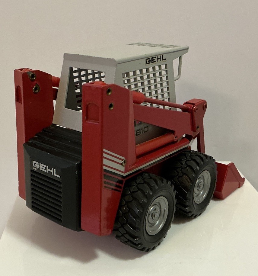 GEHL 4610 SKID STEER LOADER 1/25 SCALE DIECAST NZG MODELLE MADE IN W GERMANY NEW