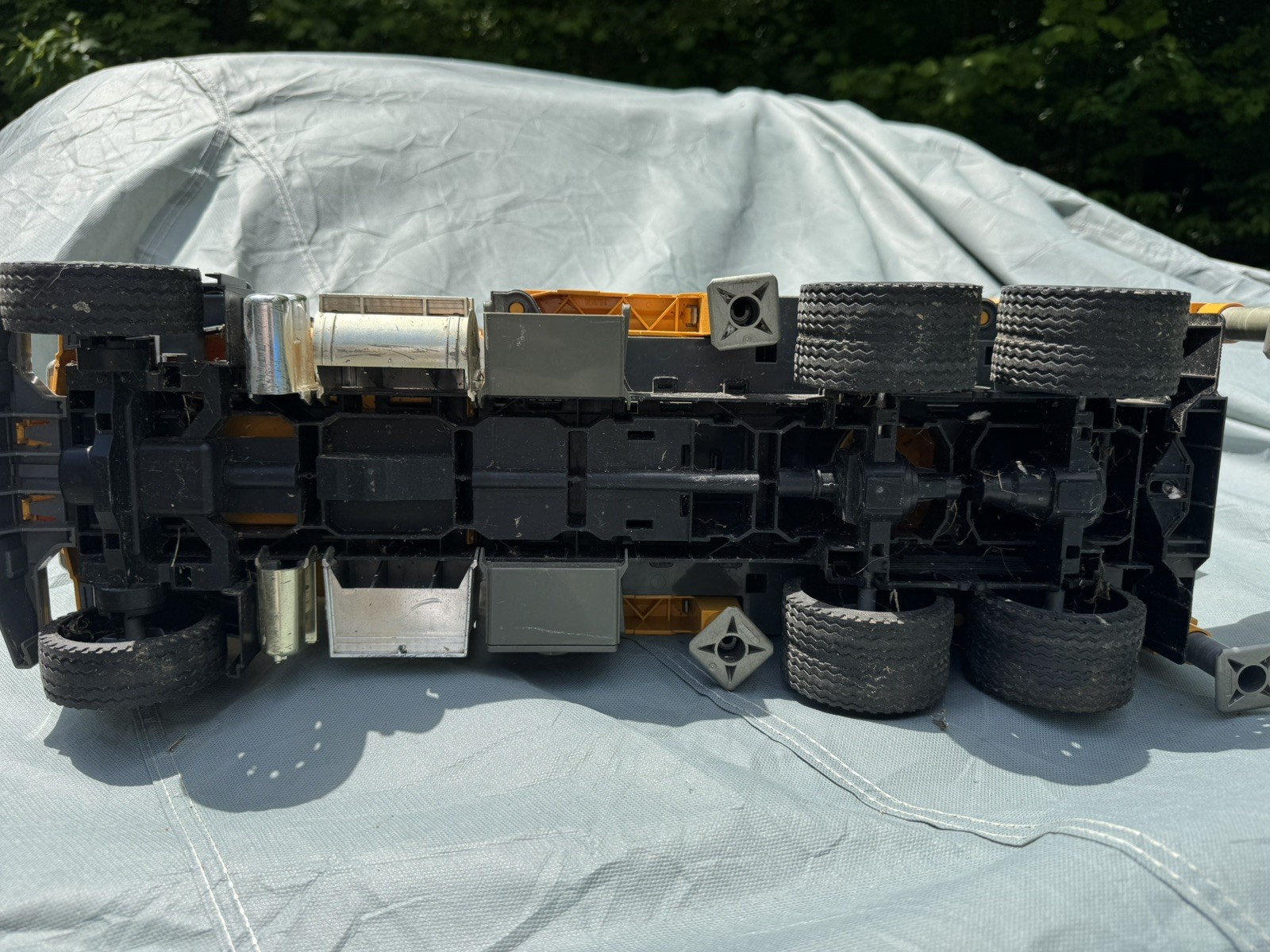 Mack Granite Liebherr Crane Truck 26” BRUDER 2818 *PARTS ONLY*