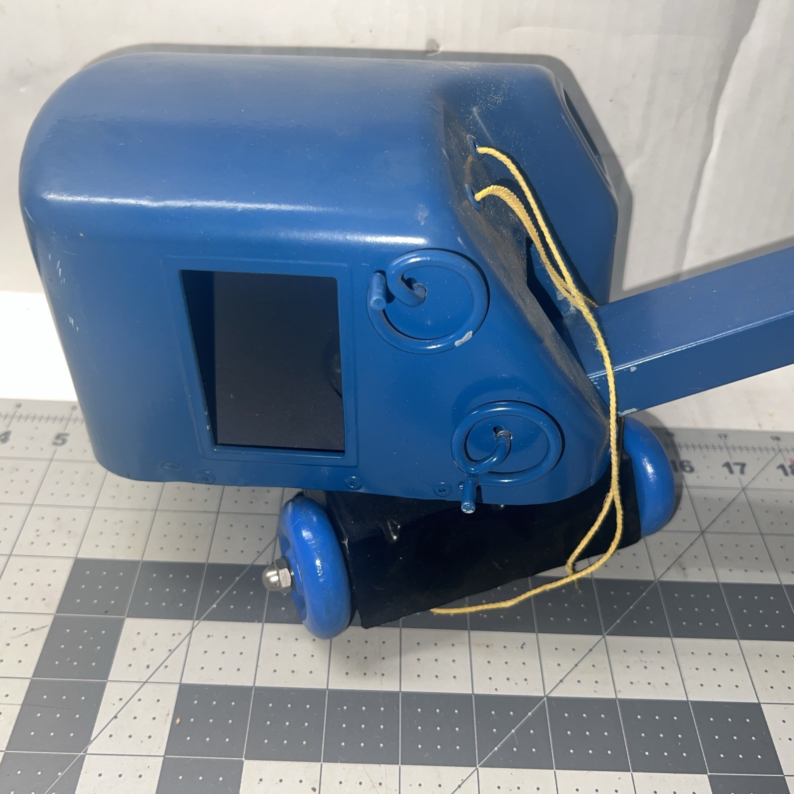 Structo Toy Pressed Steel Crane Blue Paint Mobile Winche Original