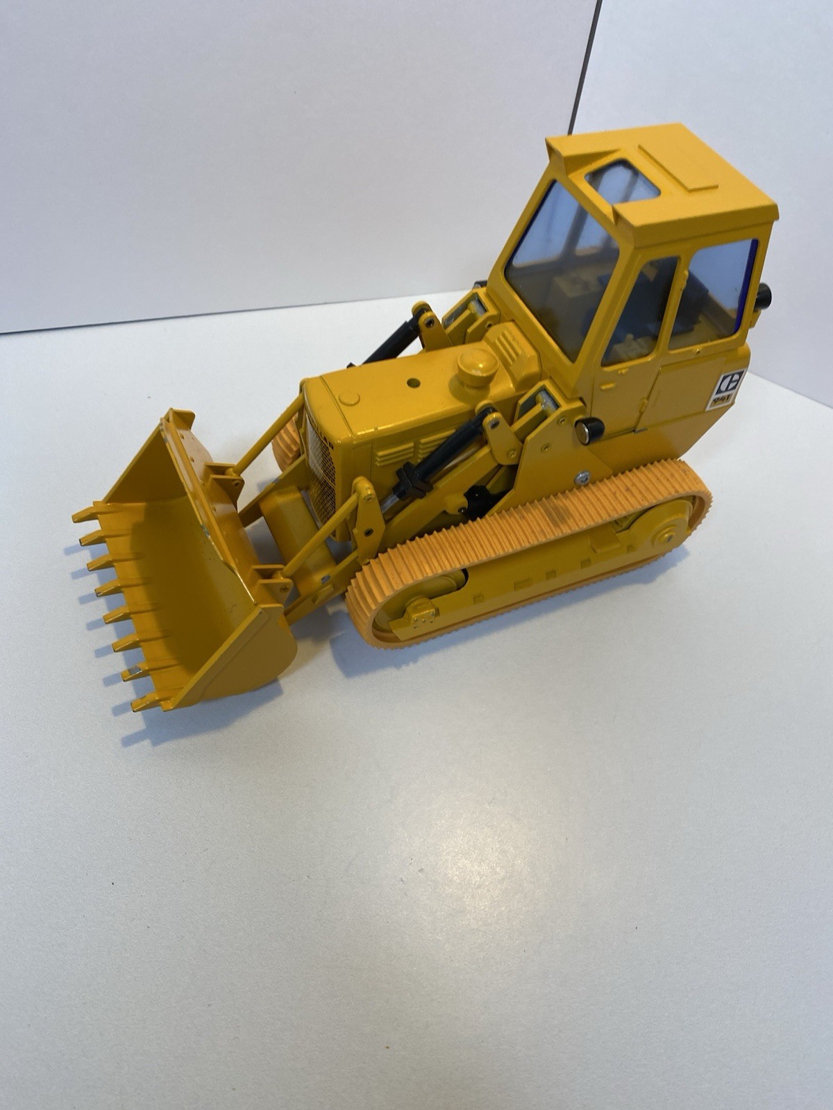 CONRAD 1:25 scale Caterpillar 941 Track Loader Nice!