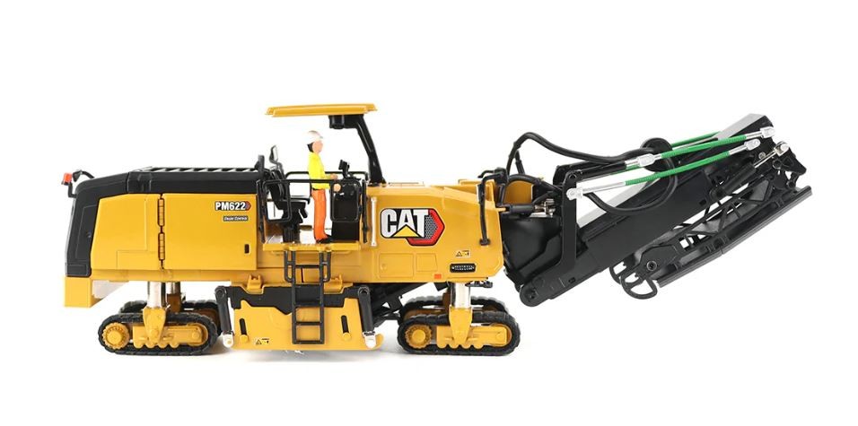 DIECAST MASTERS – Construction Machine with Driver – Modern Hex – CAT PM622 …