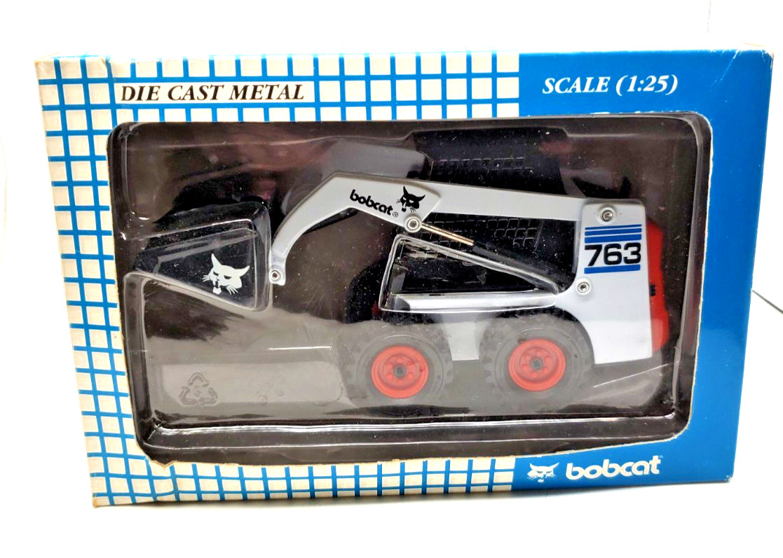 Bobcat 763 Blue Skid-Steer Loader – Wan Ho 1:25 Scale Diecast Model #6900561 New