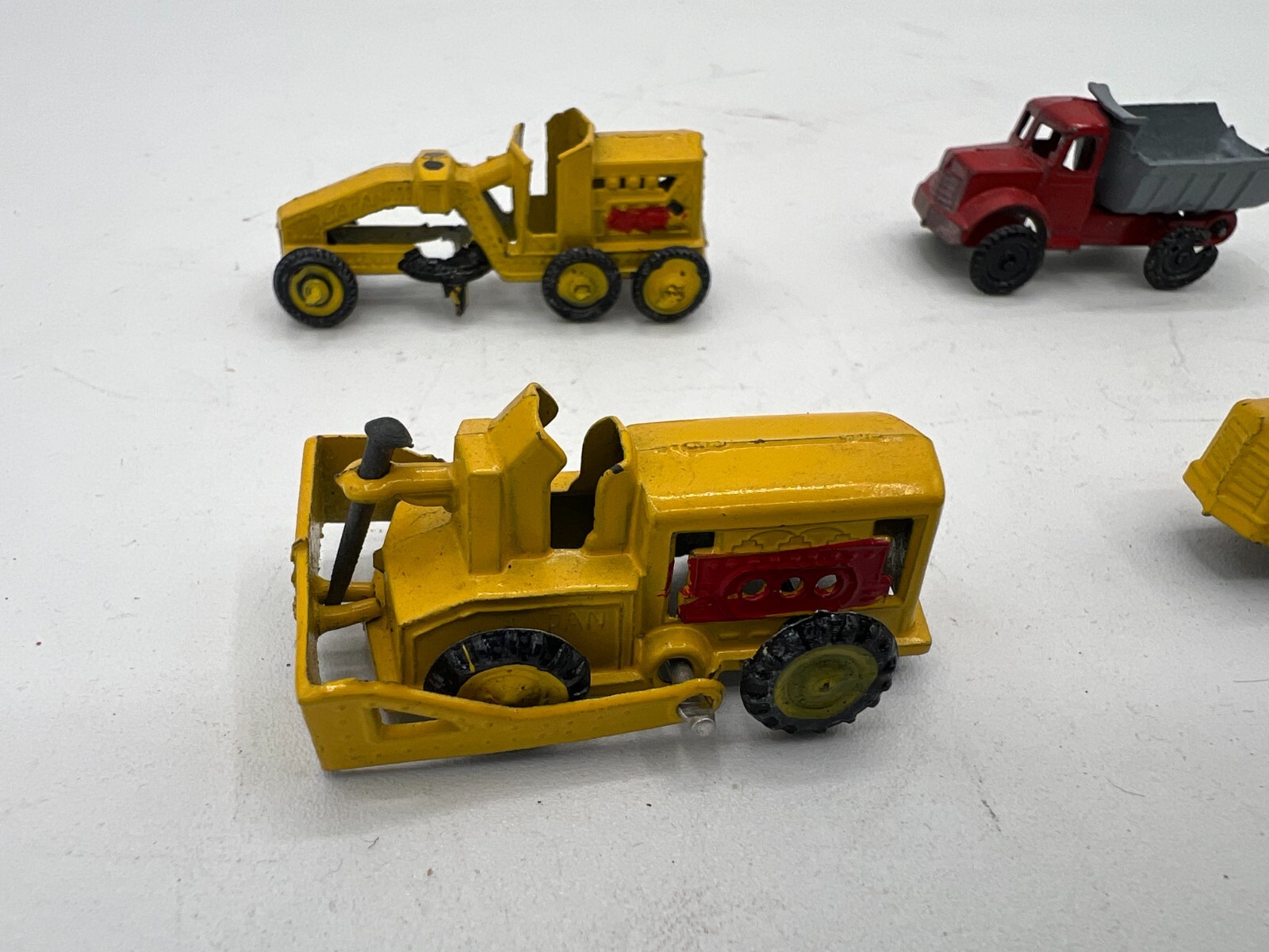 6 Vintage Diecast Road Work Toys Bull Dozer Tow Truck Grater Roller / Japan