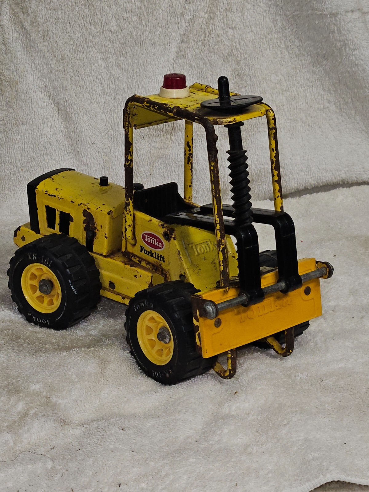 Tonka Forklift Truck # 52900 • XR-101 • Pressed Steel Metal Toy • 1970s Vintage