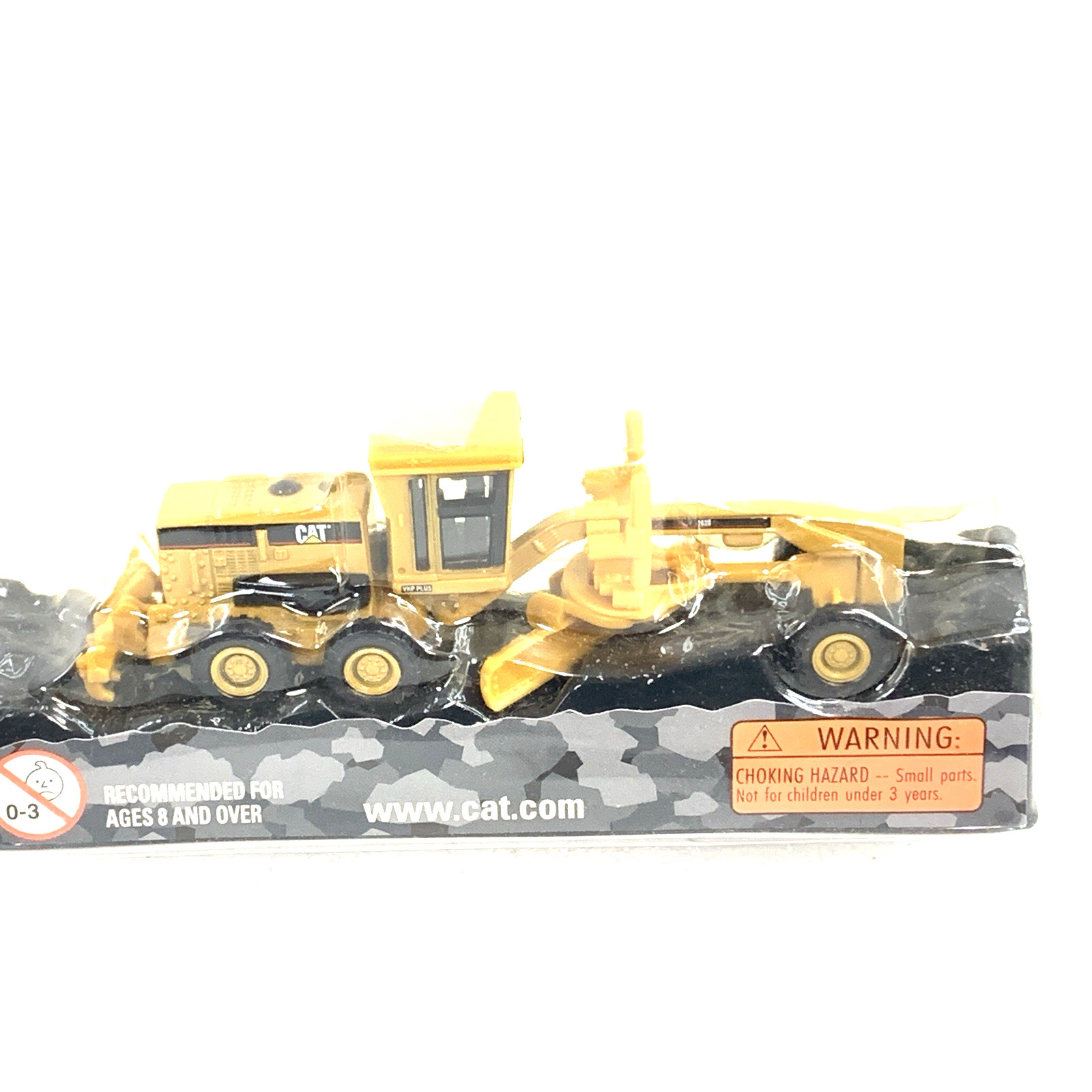 Construction Lot of 3 Diecast Masters 84403, Ertle John Deere 310SE, Cat 906