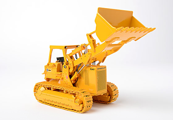 Caterpillar 983B Track Loader – ROPS – 1/48 – CCM – Diecast – Brand New 2014
