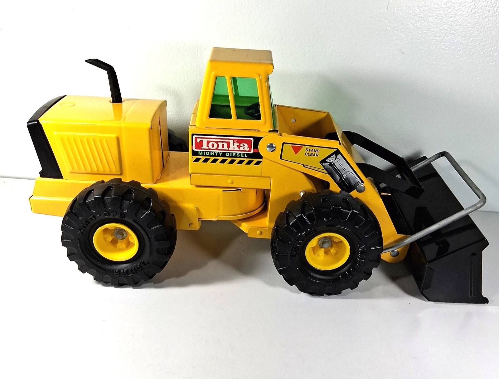 Tonka Vintage Mighty Diesel Front End Loader XMB-975
