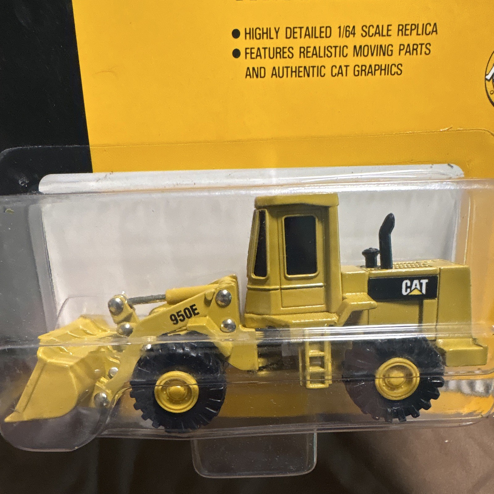 Ertl CAT Caterpillar 950E Wheel Loader 1:64 Diecast Metal Unopened Box 2418