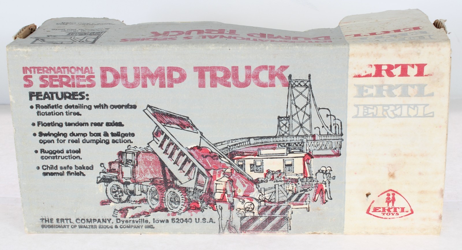 Vintage ERTL International S Series Dump Truck stock no. 3609 in box