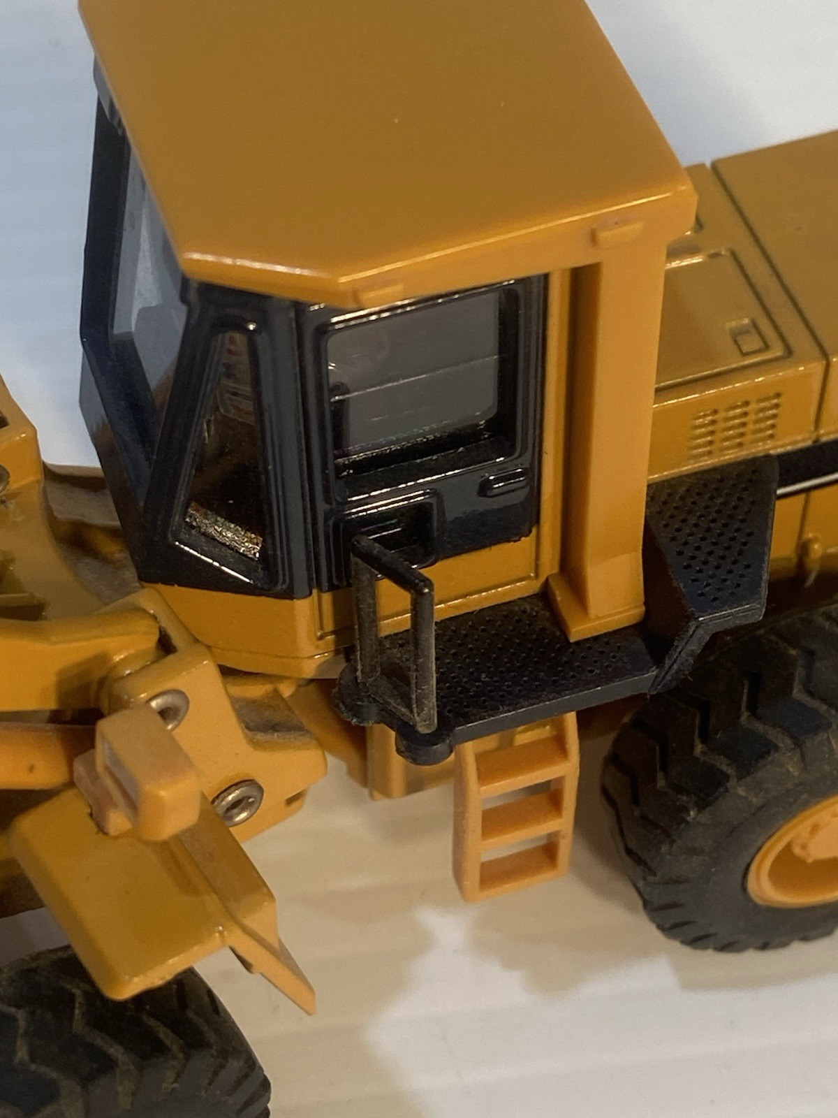 1:50 SCALE SHINSEI KOMATSU #615 WA350 LOADER DIE CAST TOY JAPAN