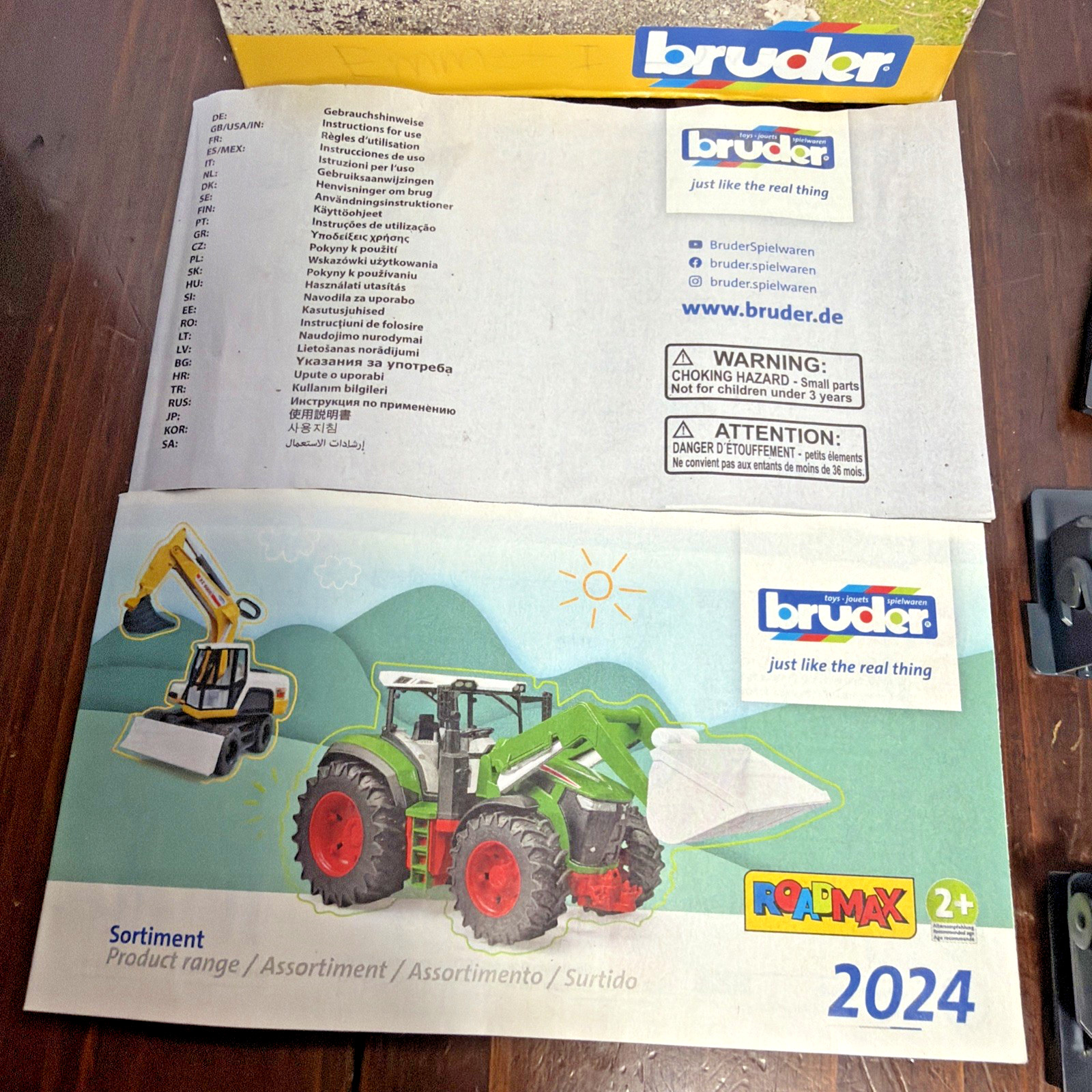 Accessories for Bruder Frontloader Box Type Pallet Winch and Forks 02318