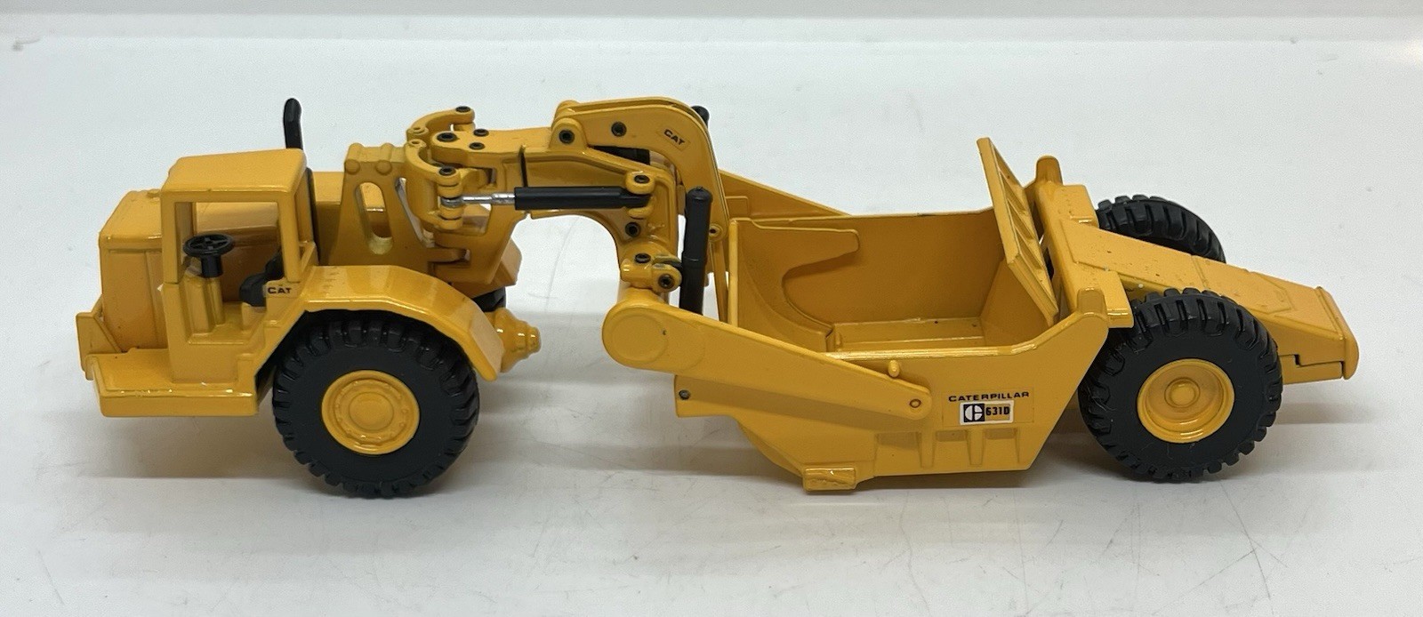 Lot Of 4 Joal Compact Diecast Cat Caterpillar C-591 Pipe Layer Crane Scraper