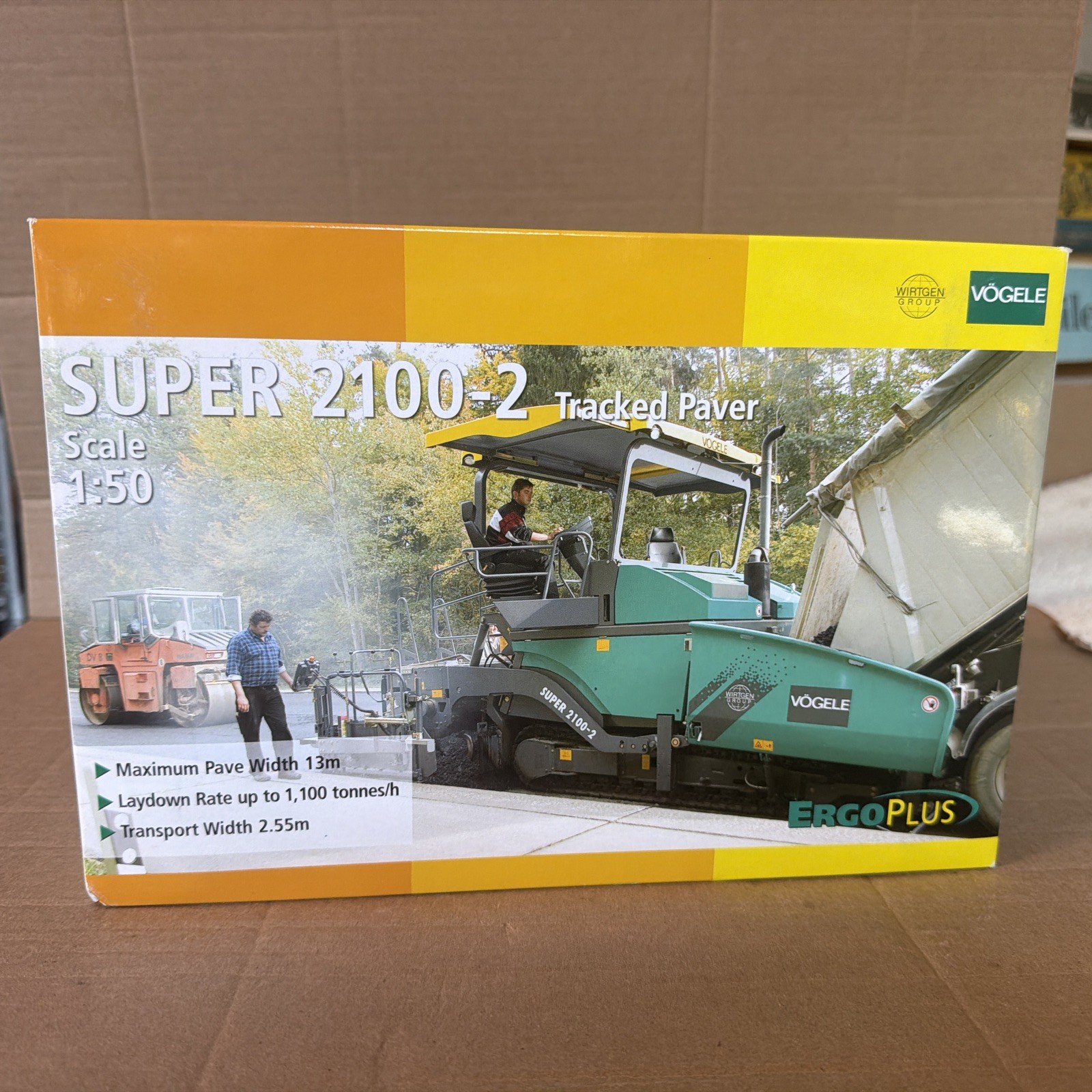 Vogele Super 2100-2 Tracked Paver – NZG 1:50 Scale Diecast Model #670-03 New