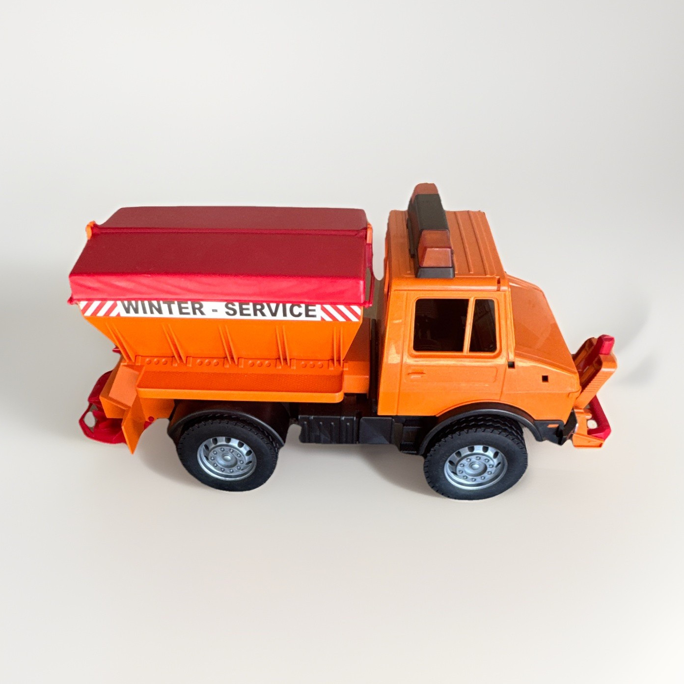 Bruder 1:16 Mercedes-Benz Winter Service Truck Snow Plow Orange/Red