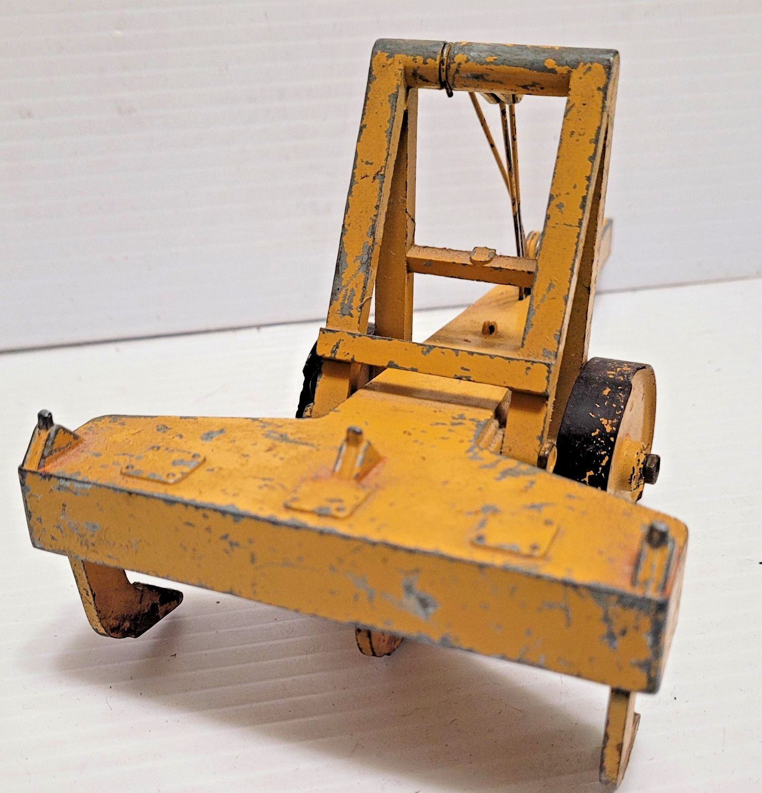 VINTAGE RUEHL CATERPILLAR RIPPER