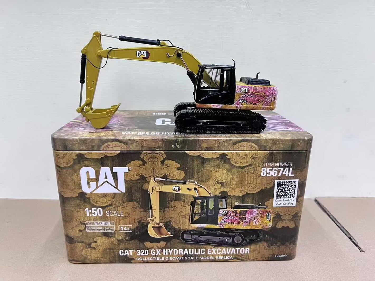 DM 1/50 Cat 320 GX Hydraulic Excavator Diecast Model Limited edition 85674L