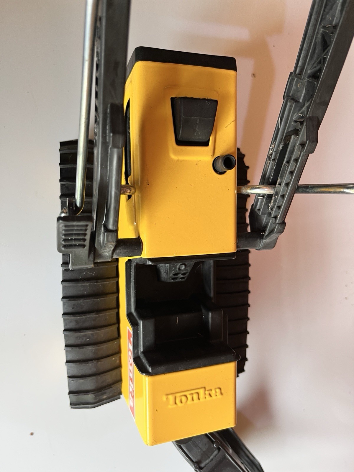 TONKA Hasbro 2012 Backhoe Front End Loader Construction Truck Die-cast 92534