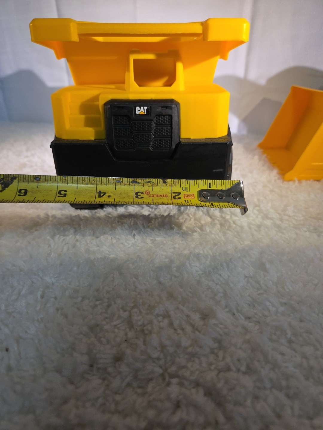 Kids Plastic Cat Loader And Dump Truck As Is- Loader May Need Batteries/Not Work