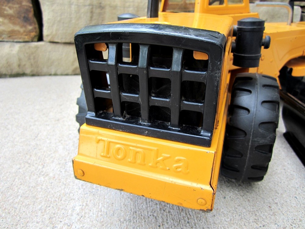Vintage Tonka Mighty Road Grader with Double Blade Orange 54726