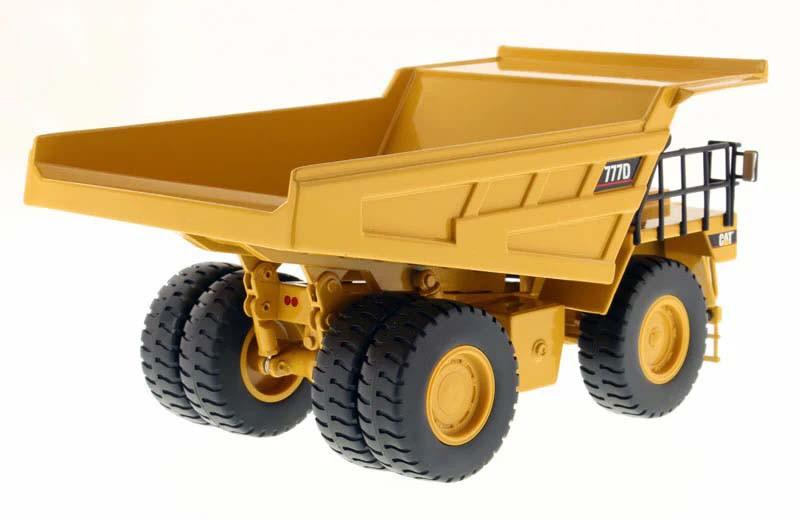 Diecast Masters 85104C Cat 777D Off-Highway Truck 1/50 Scale Model