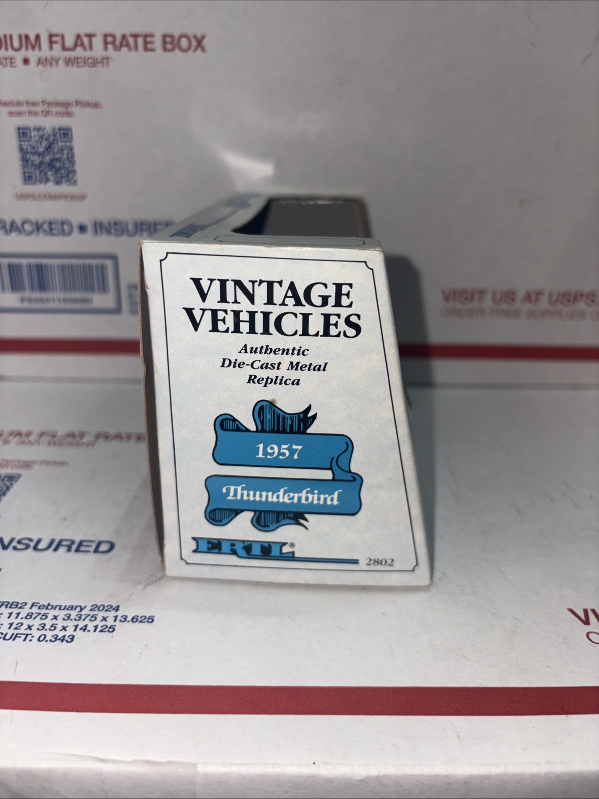 ERTL Vintage Vehicles 1957 Ford Thunderbird T-Bird 1/43 Diecast NEW in Box