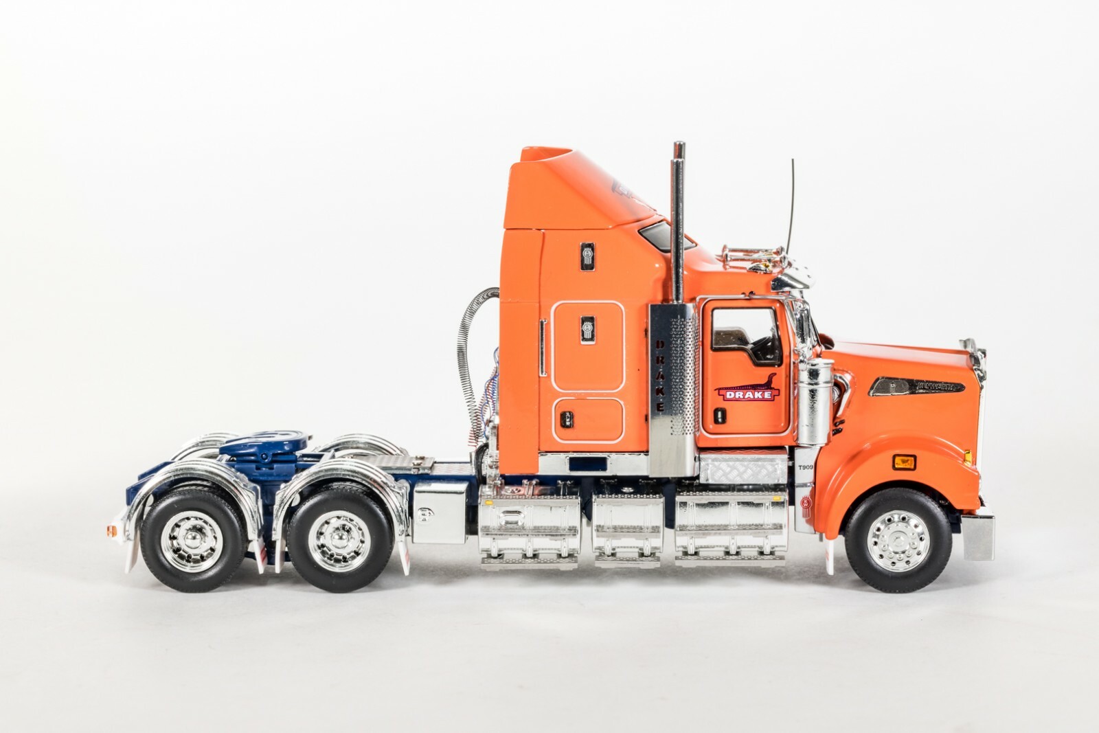Kenworth T909 Prime Mover Truck Aero Kit – Orange – Drake 1:50 Scale #Z01560 New