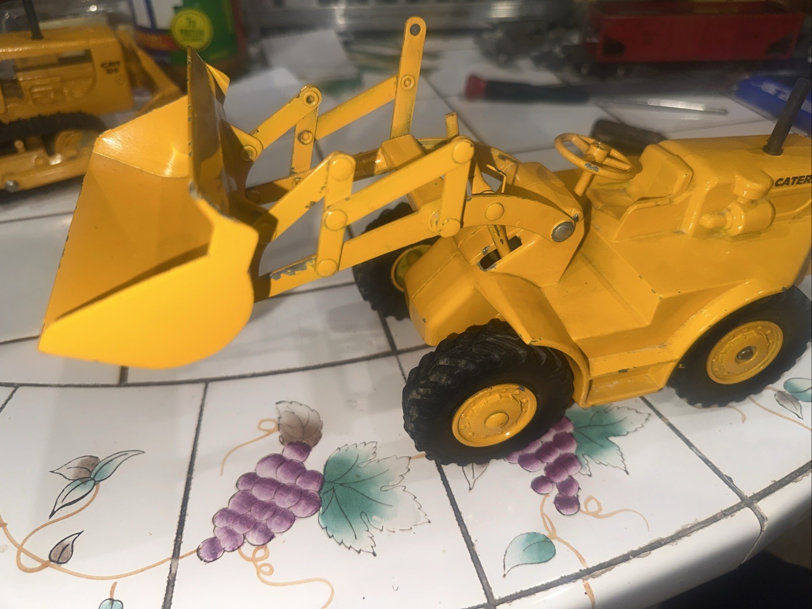 CAT Caterpillar 944 Wheel Loader 1964 1:24