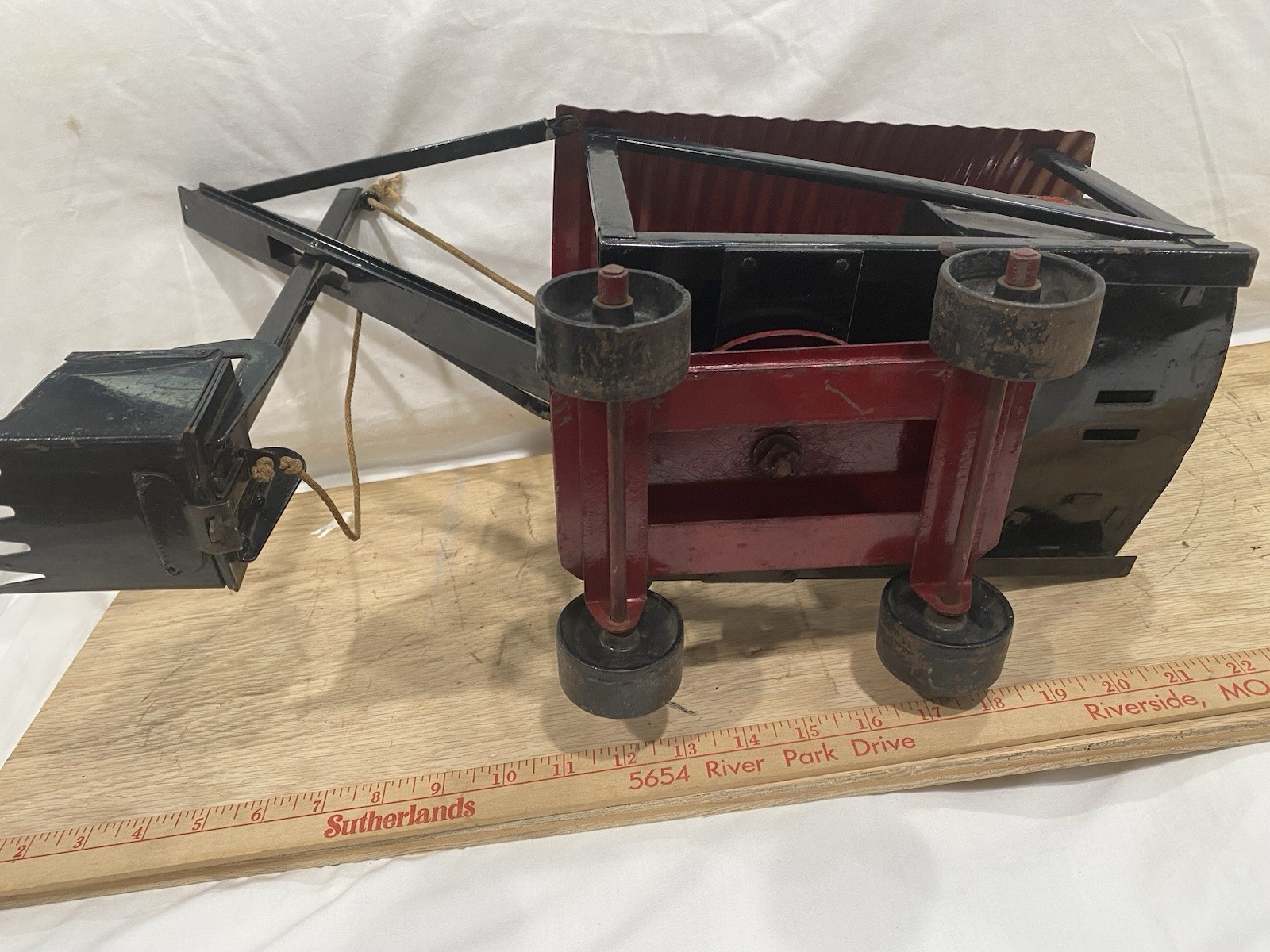 Vintage Buddy L Steam Shovel From The 20’s Original. Nice
