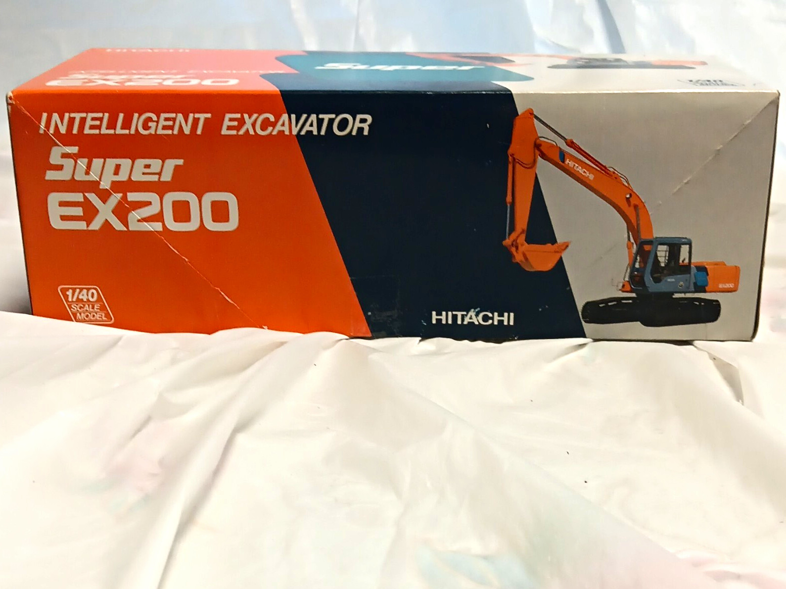 Hitachi Super EX200 Excavator 1:40 Orange/Black/Gray Diecast #67