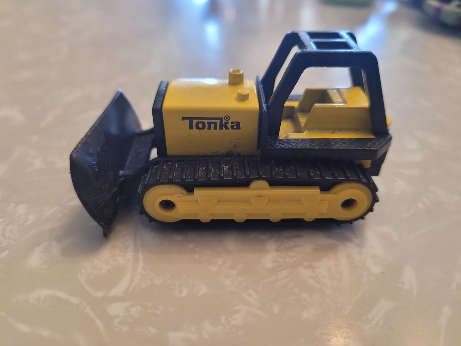 2020 Hasbro Tonka Metal Bulldozer 4″ Basic Fun Construction Toy