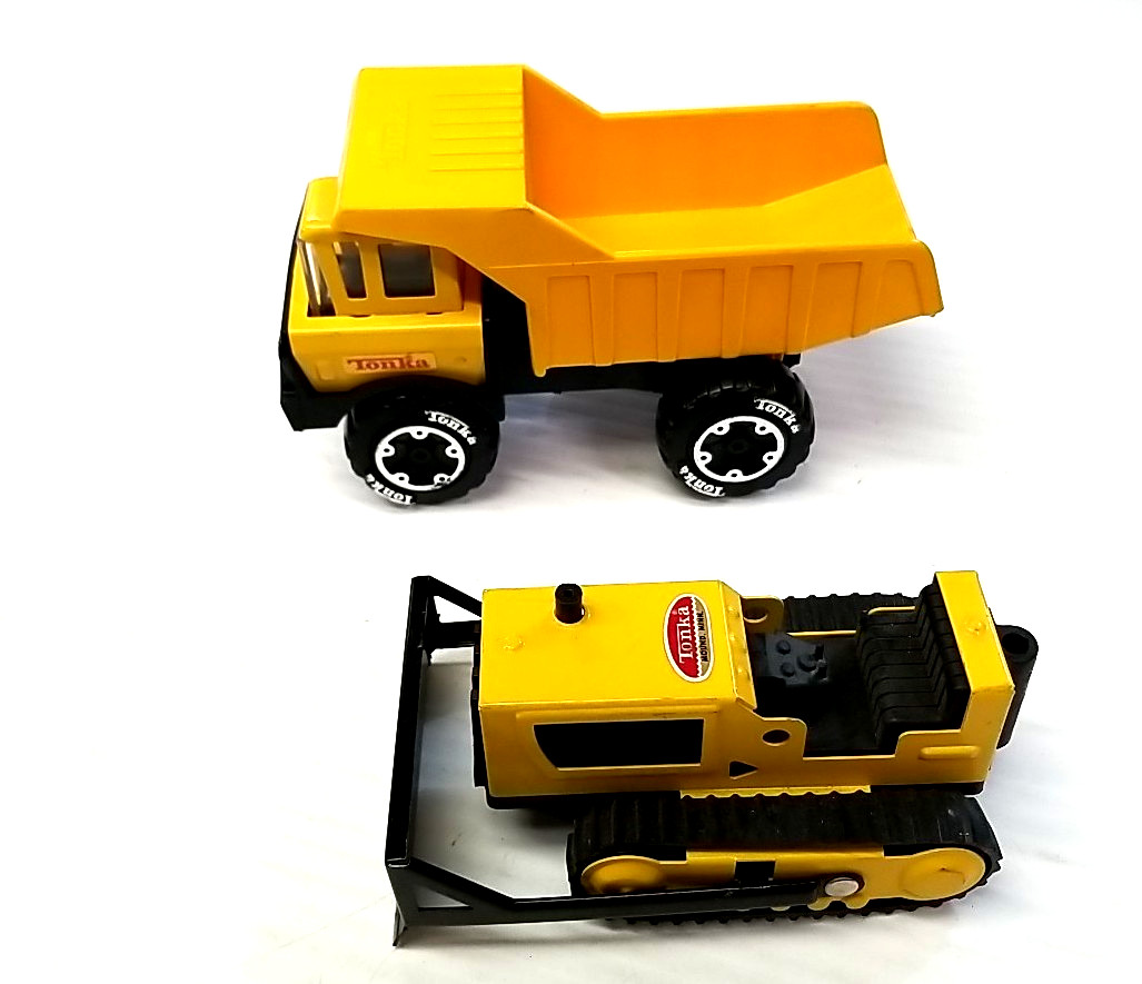 Two Tonka Toys Bulldozer & Dump Truck (box 200a)