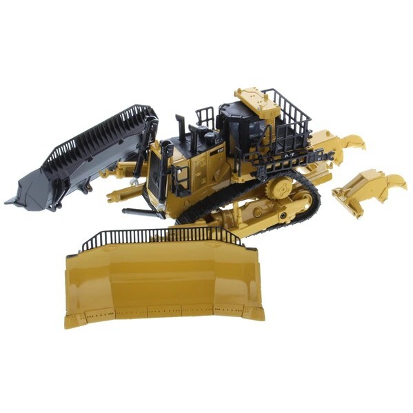 Die-cast Masters 85637 Caterpillar D11 Dozer w/2 Blades & 2 Rippers 1/64 MIB